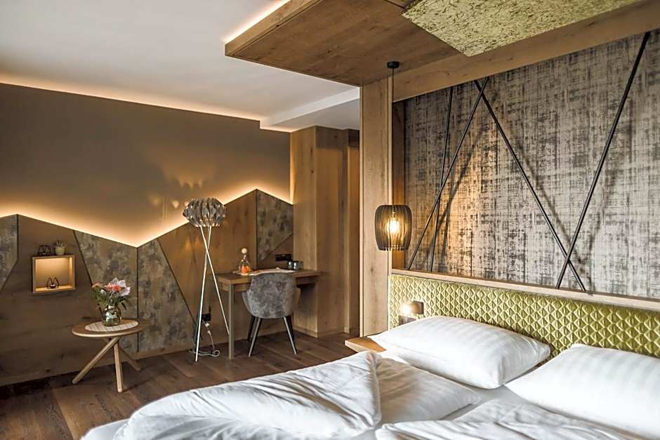 Molaris Lodge