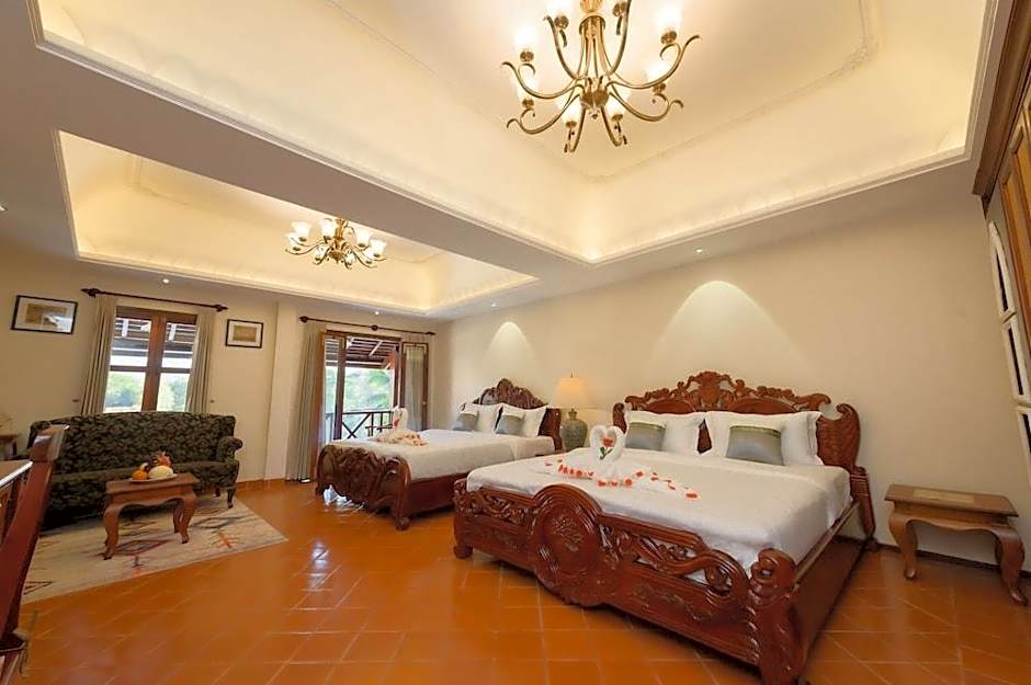 Villa Deux Rivieres Hotel