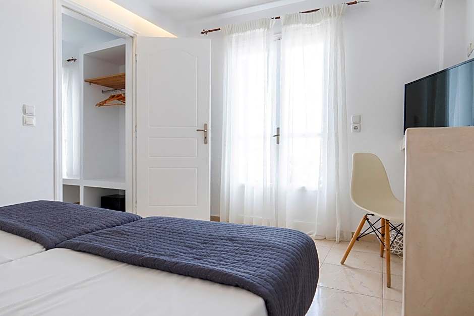 Bella Santorini Studios