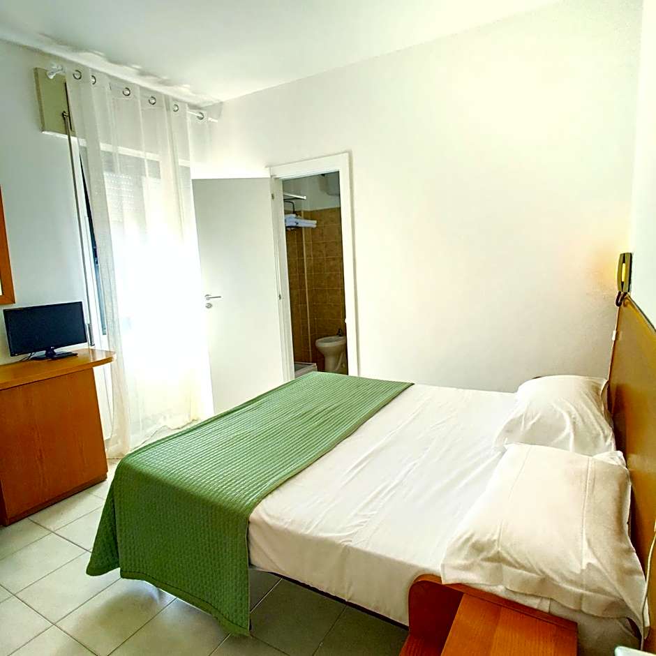 Piccolo Hotel