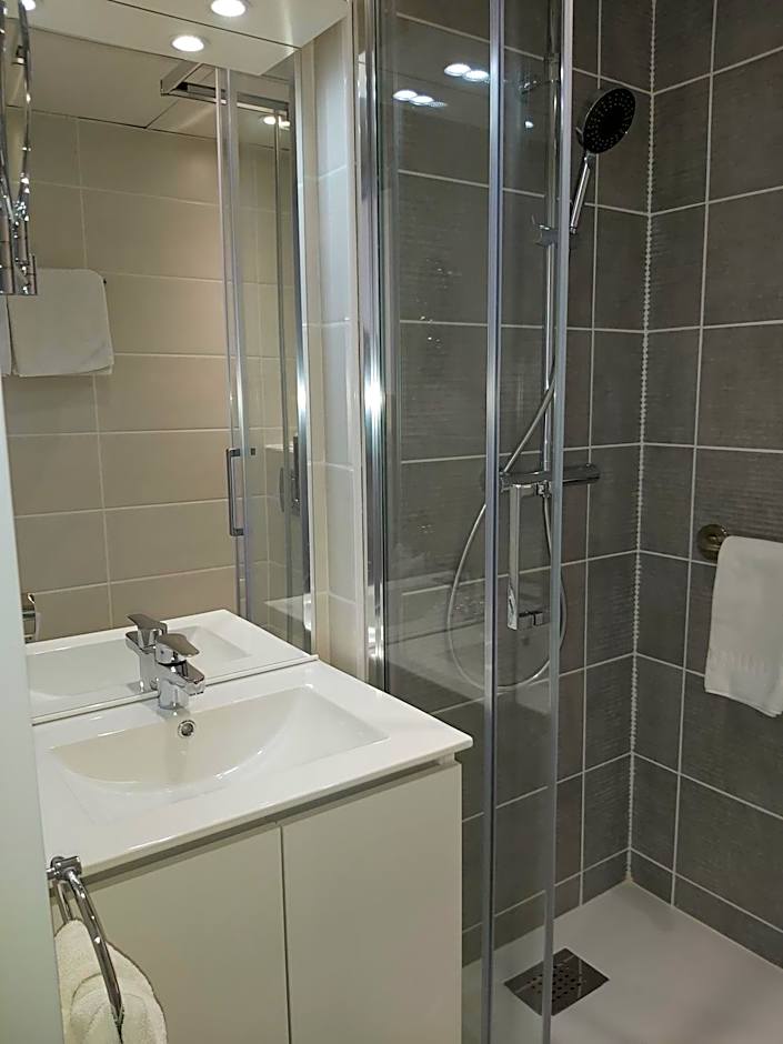 Hotel Restaurant Miramar L'orchid