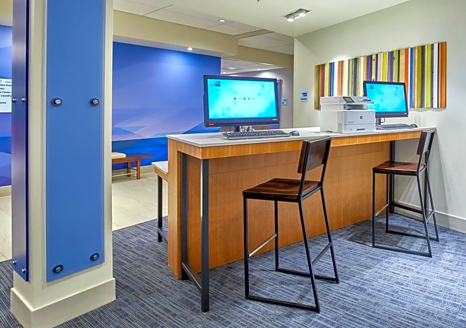 Holiday Inn Express and Suites - Hermiston Downtown By IHG