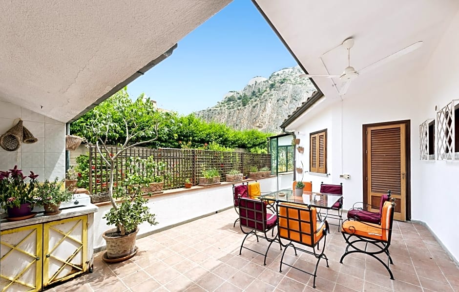 Mamamia Mondello Home