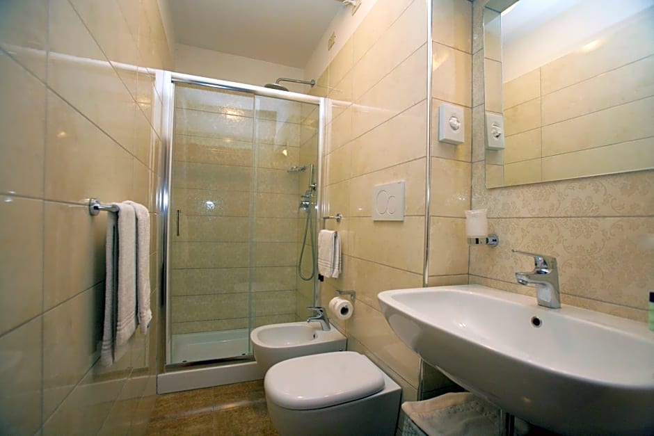 Hotel Desiree