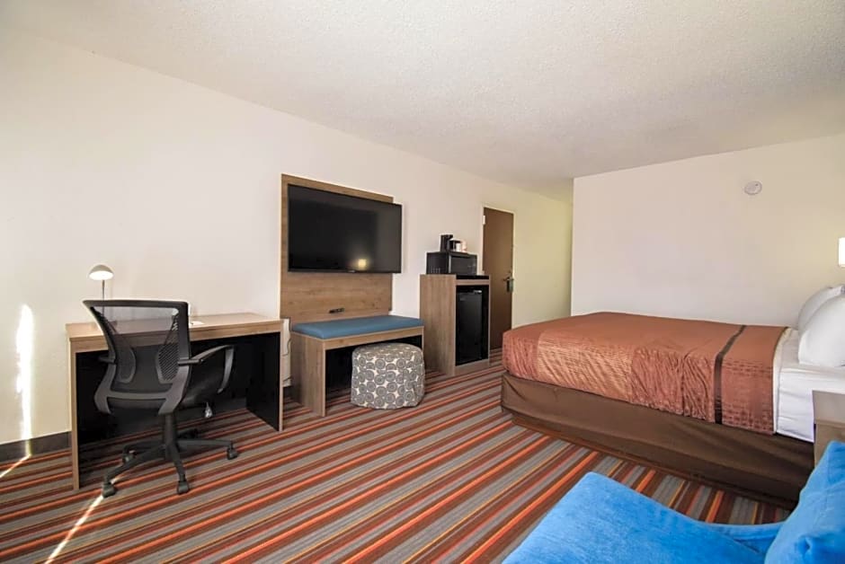 Quality Inn & Suites Sulphur Springs