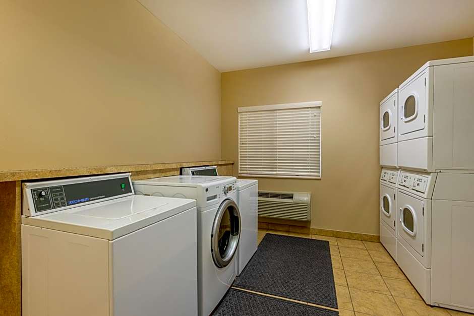 Candlewood Suites Springfield - Medical District