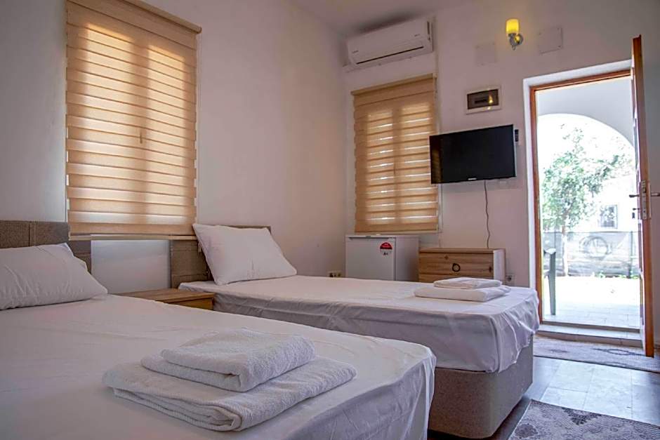 Yaliyani Motel Restaurant