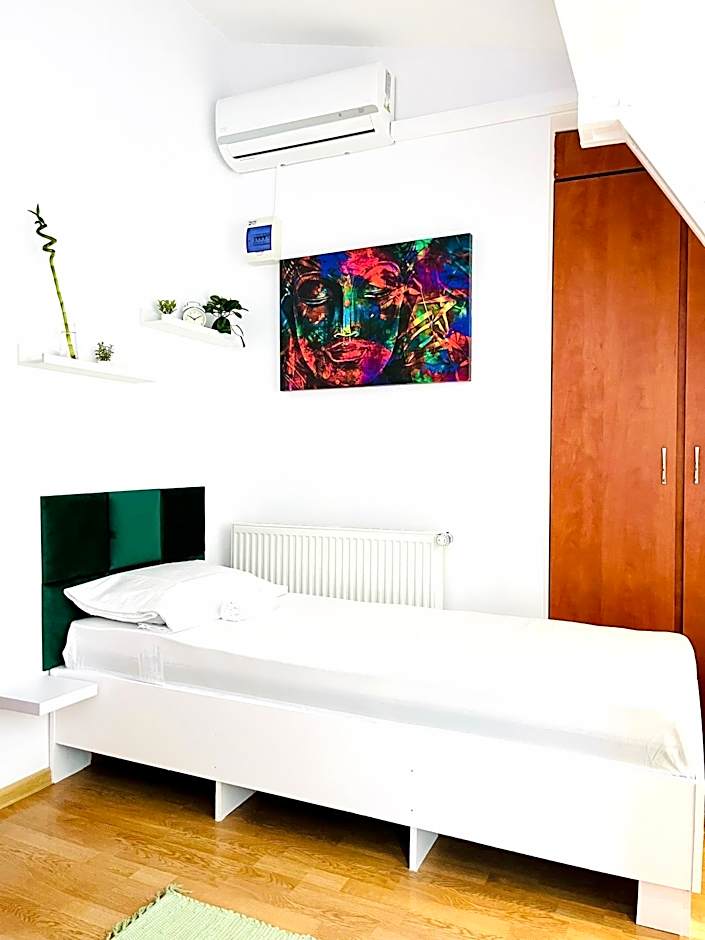 Cozy Hideout - Condo Hotel