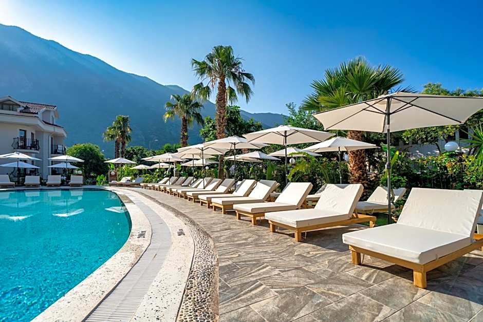 Ata Lagoon Beach Hotel