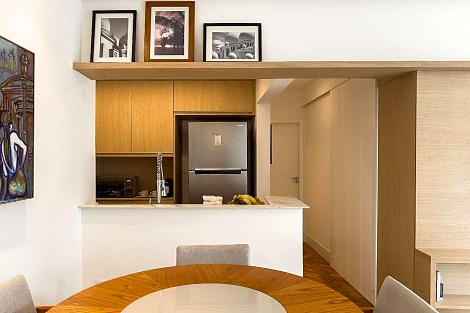 Leblon, Rua Dias Ferreira - Apt silencioso com localização premium