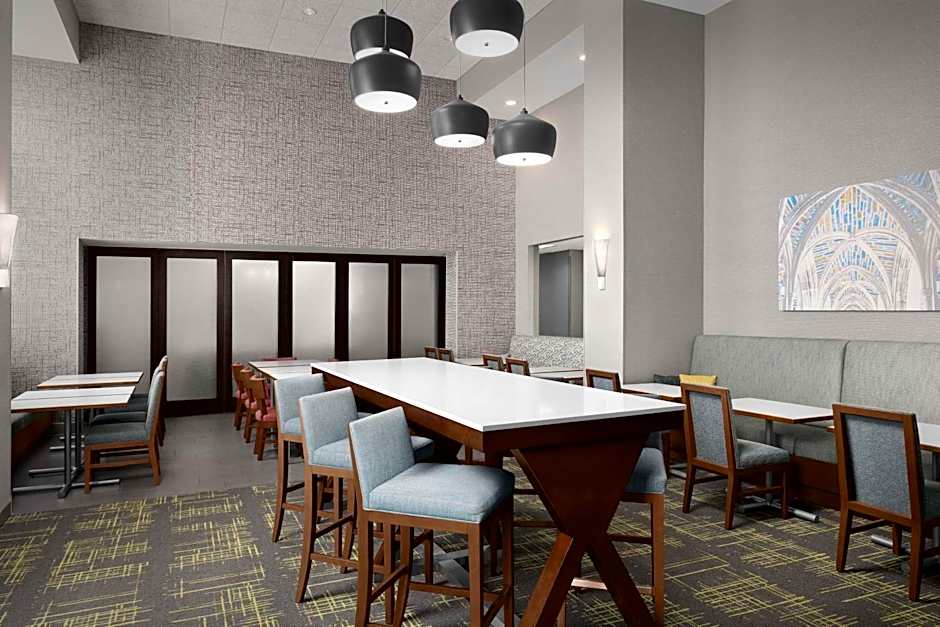 Hampton Inn By Hilton & Suites Durham North I-85