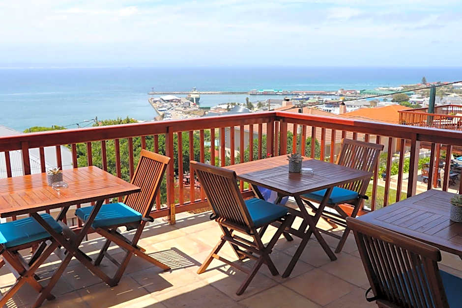 Aquamarine Guest House