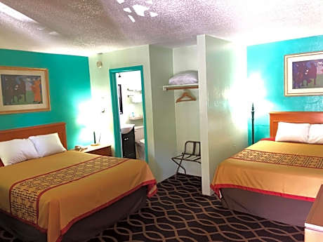 Queen Room with Two Queen Beds