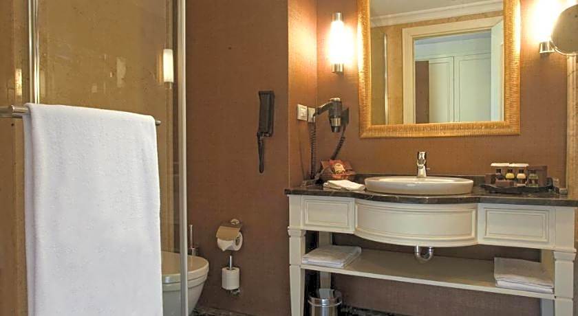 Crowne Plaza Istanbul Asia By IHG