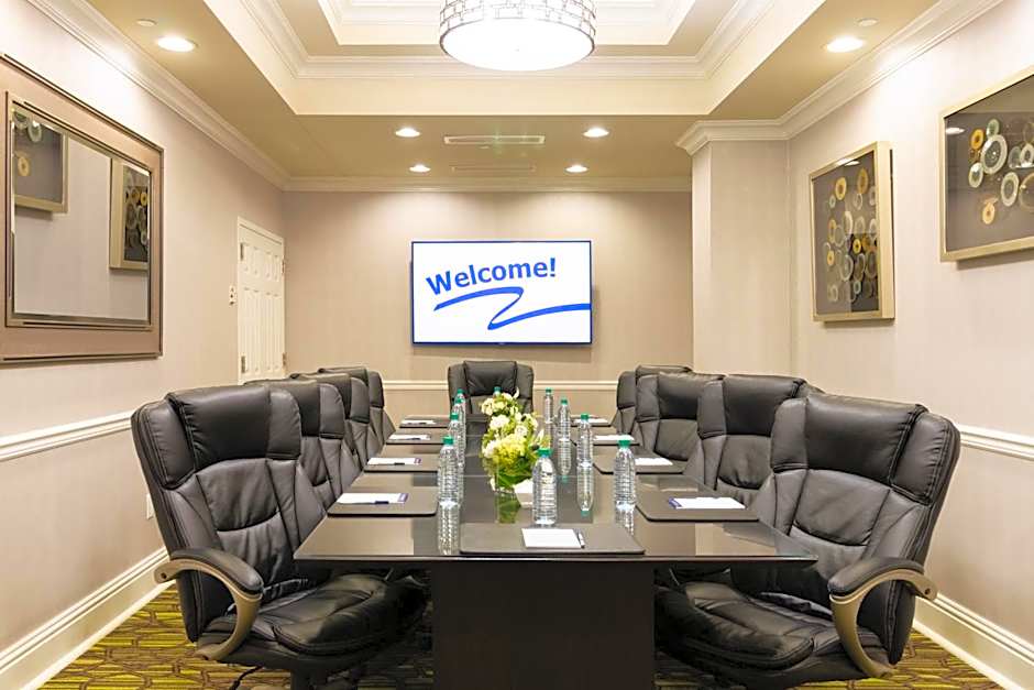 Holiday Inn Express Savannah - Historic District By IHG