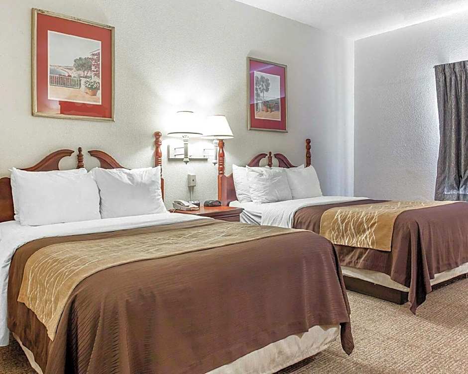 Photo 1 of 3 of 2 Double Beds