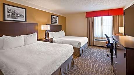 Queen Room with Two Queen Beds - Non Smoking