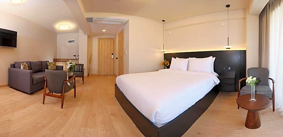 Venzi Ayayorgi-Adult Only 15