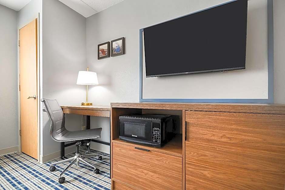 AmericInn by Wyndham Wausau