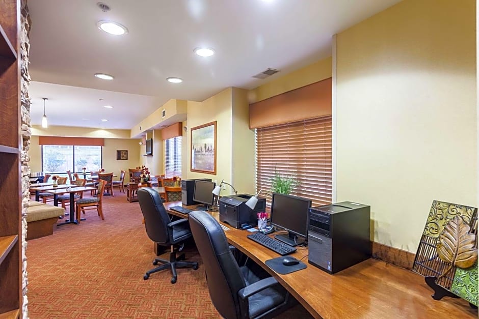 Comfort Suites Lincoln East