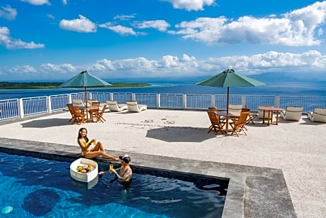 Samuh Sunset Nusa Penida by Pramana Villas