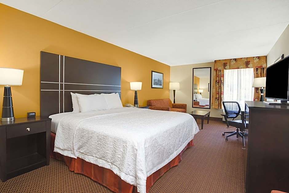 Hampton Inn By Hilton Pittsburgh/West Mifflin
