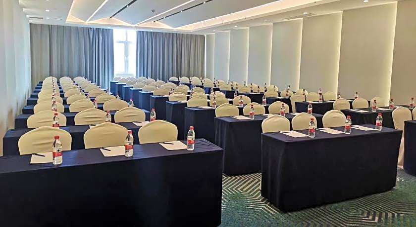 Holiday Inn Express Linyi West By IHG