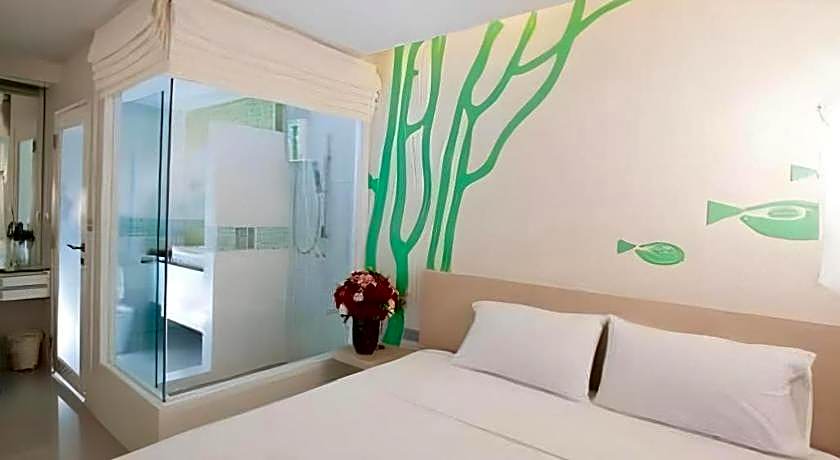 R-Con Blue Ocean Hotel