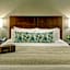 The Garrison Hotel & Suites Dover-Durham, Ascend Hotel Collection