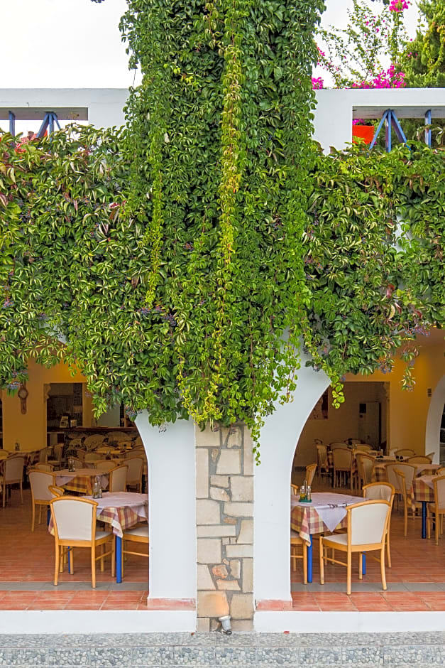 Ekaterini Hotel-Apartments