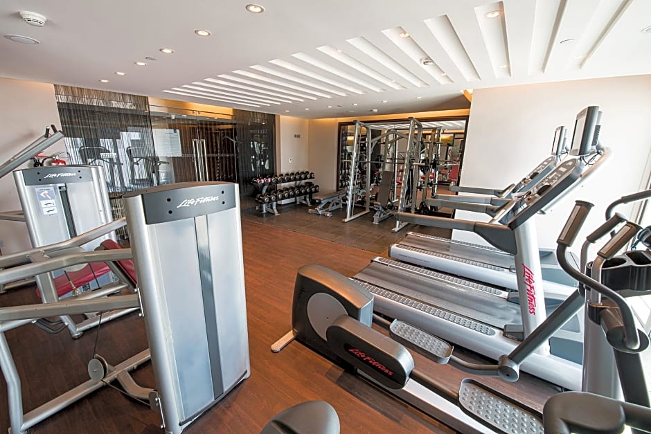 Centro Al Manhal by Rotana