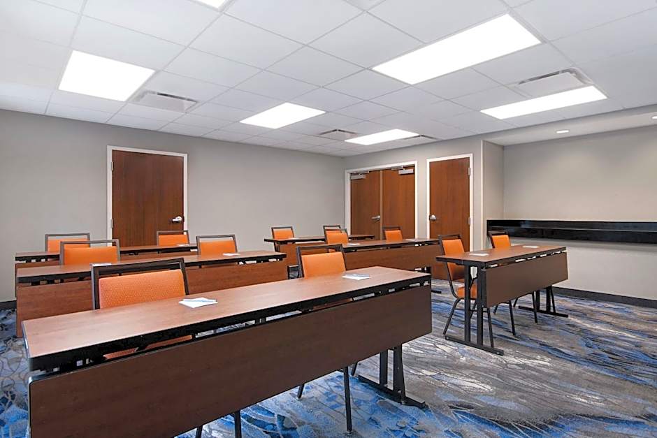 Fairfield Inn & Suites by Marriott Rochester West/Greece