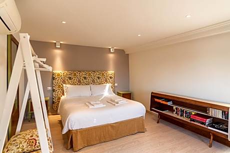 One-Bedroom Apartment with River View