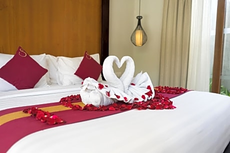 Special Offer - Honeymoon Package at One-Bedroom Pool Villa