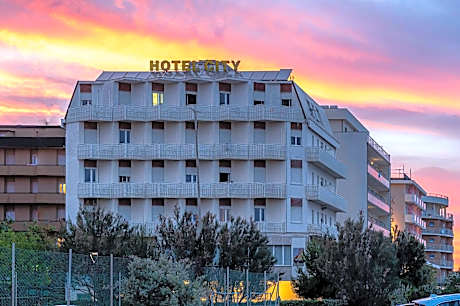 Hotel City