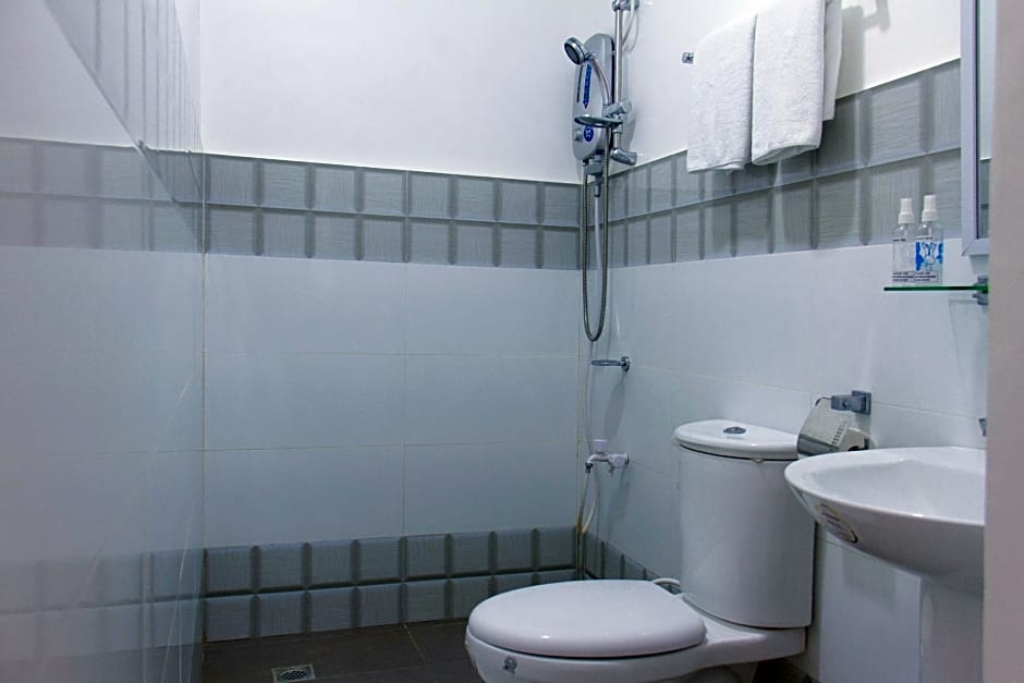 Bohol Emerelle's Tourist Inn