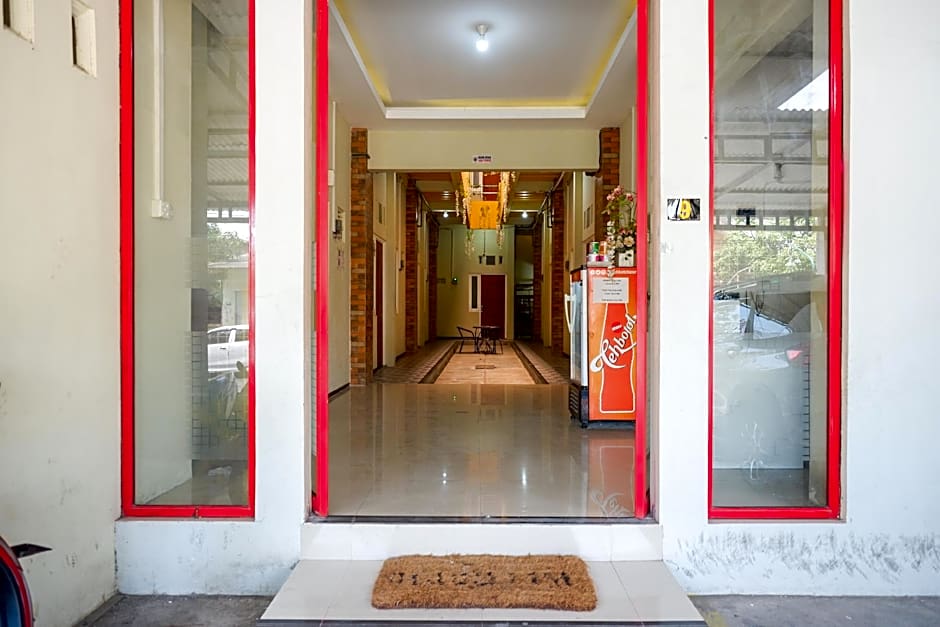 RedDoorz near Bandara Ahmad Yani Semarang