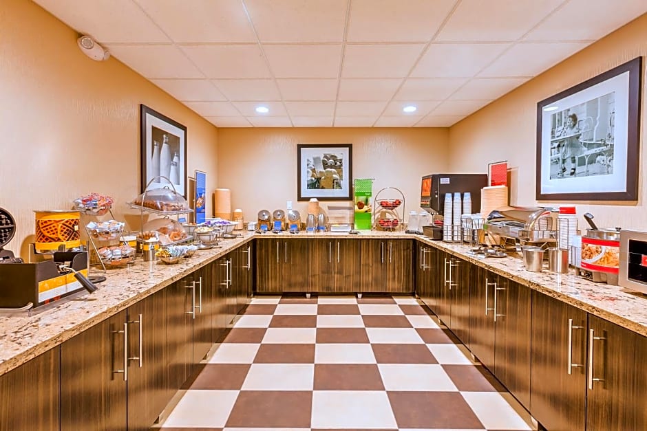 Hampton Inn Bakersfield - Central