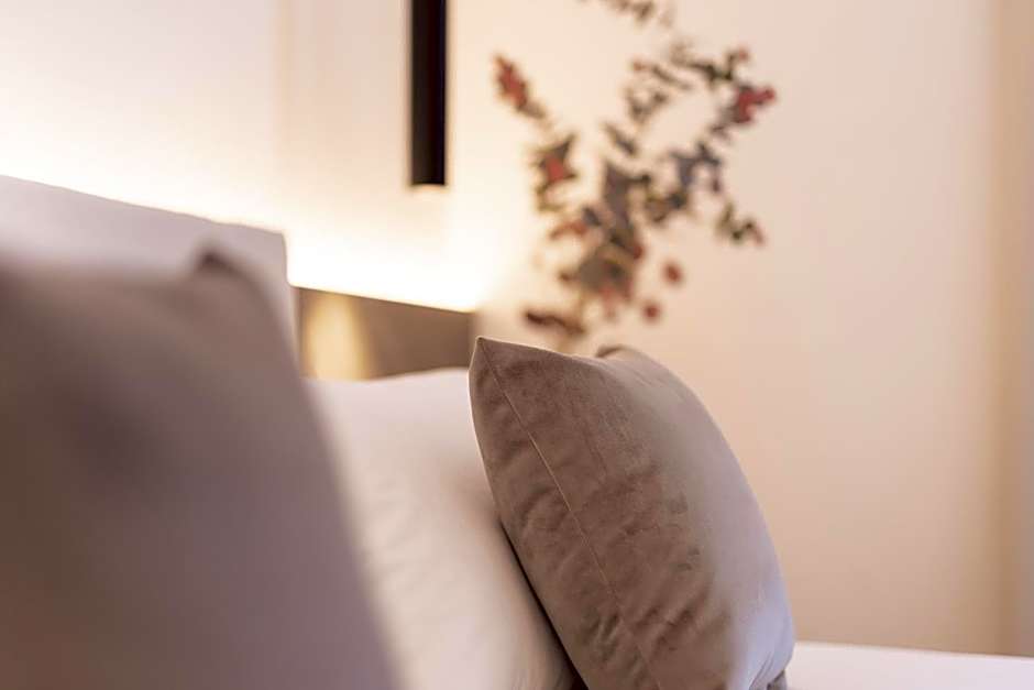 Max Mountain Apartments