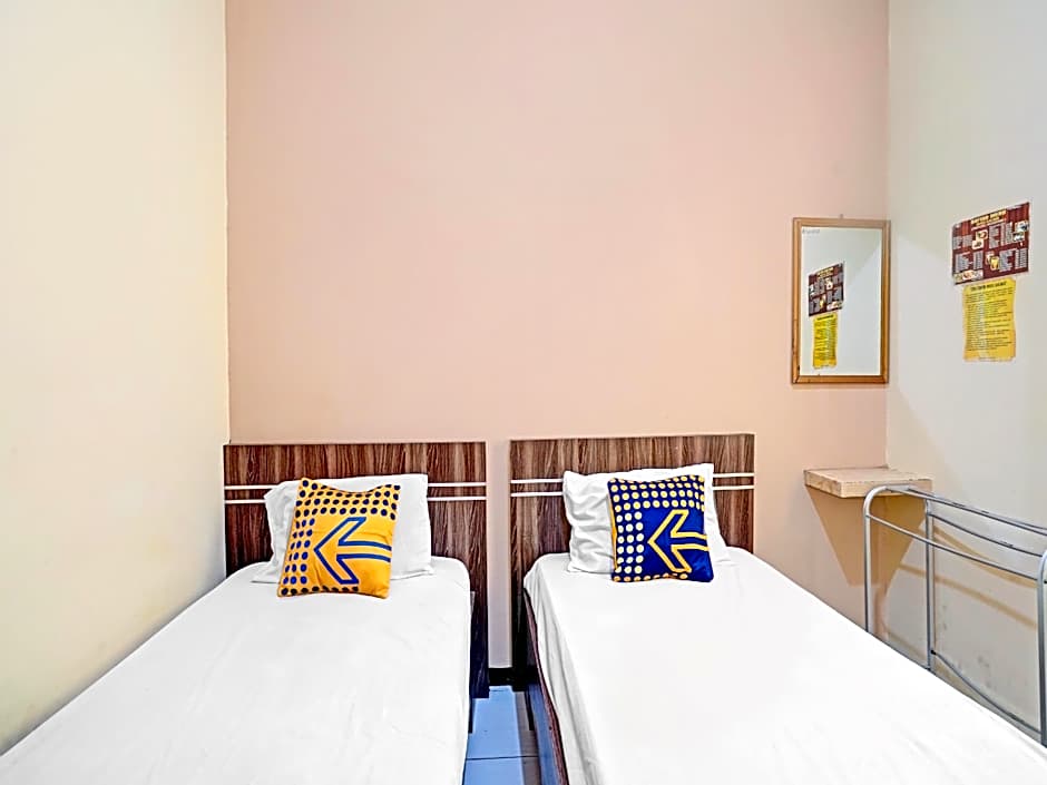 OYO 90622 Hotel Galaksi