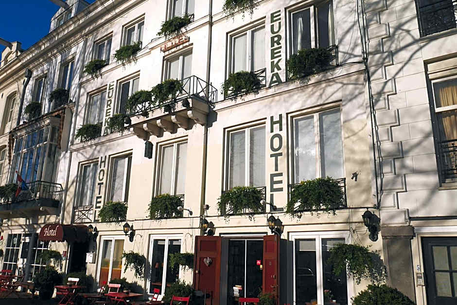 Amsterdam House Hotel