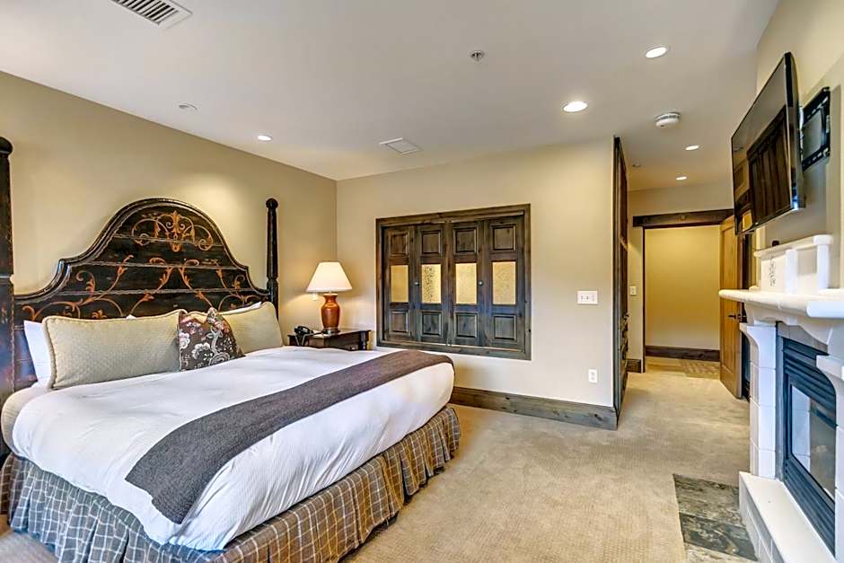 The Chateaux Deer Valley