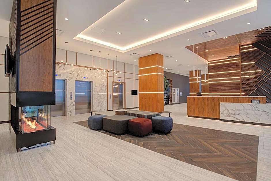 Homewood Suites By Hilton Montreal Downtown