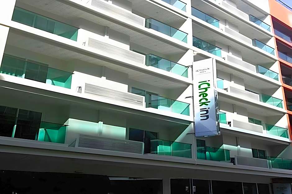 Icheck Inn Central Patong
