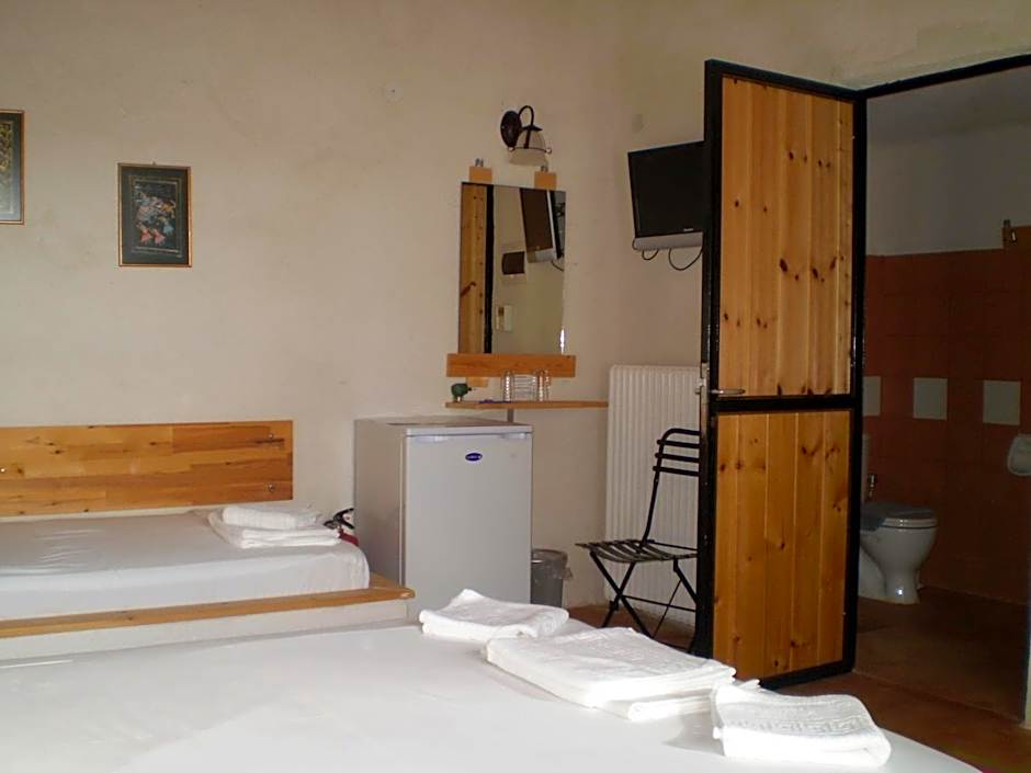 Arachovitika Kalivia