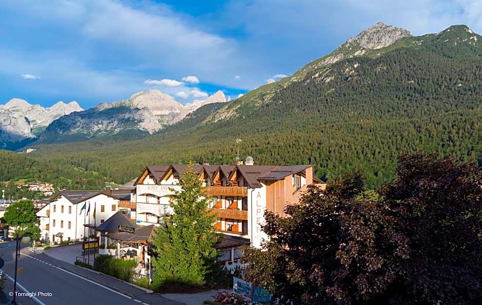 Hotel Alpen