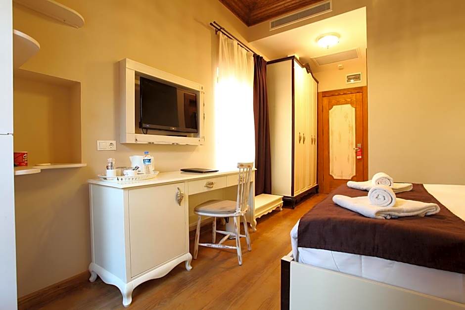 Orchis Hotel