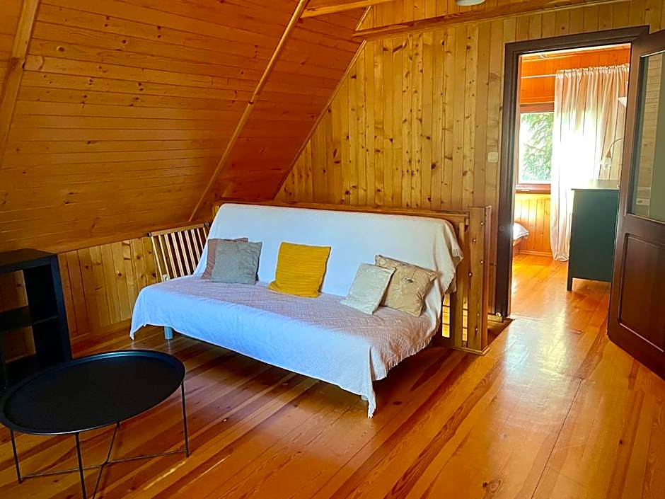 Domek letniskowy z kortem tenisowym Karwia Ostrowo