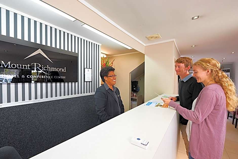 Mount Richmond Hotel