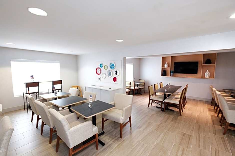 Holiday Inn Express Alpharetta - Roswell By IHG